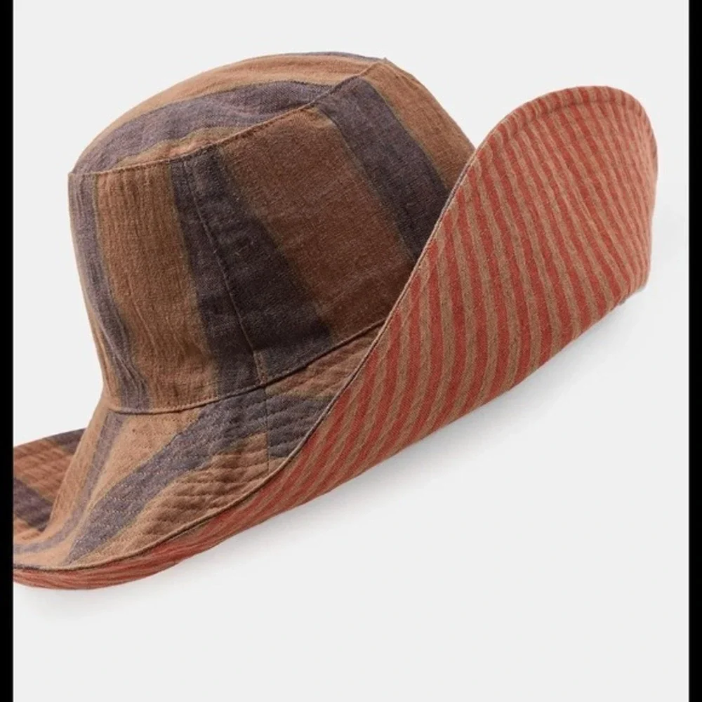 NWT Zara Reversible Striped Linen Hat Medium
